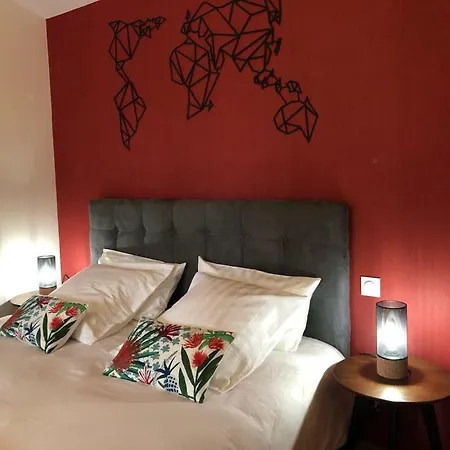 L Esprit Du Clain D Hotes De Standing Proches Du Futuroscope Golf Et De St Cyr Frühstückspension Naintre