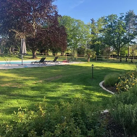 L Esprit Du Clain D Hôtes De Standing Proches Du Futuroscope Golf Et De St Cyr 3*