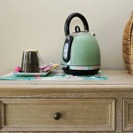 L Esprit Du Clain D Hotes De Standing Proches Du Futuroscope Golf Et De St Cyr Frühstückspension 4*