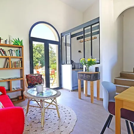 L Esprit Du Clain D Hotes De Standing Proches Du Futuroscope Golf Et De St Cyr 4*