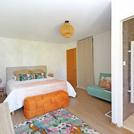 Frühstückspension L Esprit Du Clain D Hotes De Standing Proches Du Futuroscope Golf Et De St Cyr 4*