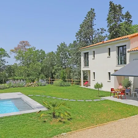 Frühstückspension L Esprit Du Clain D Hotes De Standing Proches Du Futuroscope Golf Et De St Cyr