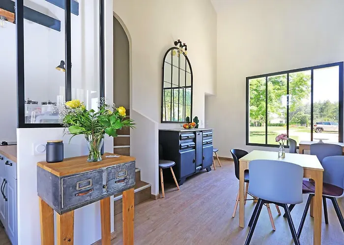 L Esprit Du Clain D Hotes De Standing Proches Du Futuroscope Golf Et De St Cyr Naintre