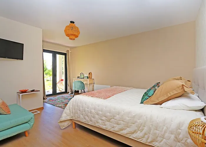 L Esprit Du Clain D Hotes De Standing Proches Du Futuroscope Golf Et De St Cyr Naintre