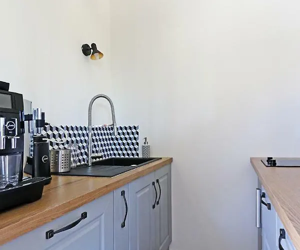 Bed and breakfast L Esprit Du Clain D Hotes De Standing Proches Du Futuroscope Golf Et De St Cyr 4*